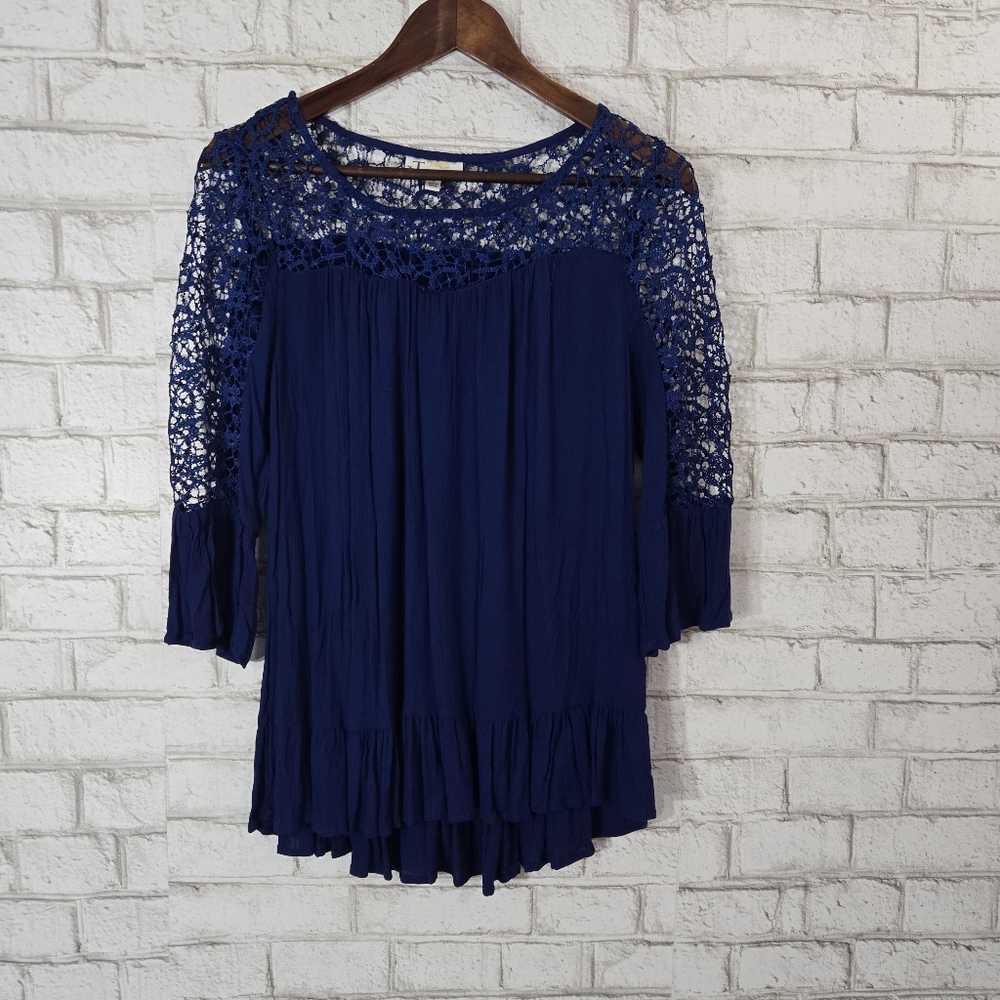 Elegant Navy Lace Long Sleeve Top
